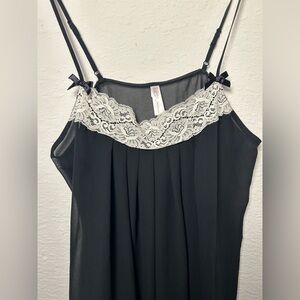 y2k 2000s Gillian & O’Malley women’s black chiffon lace slip dress